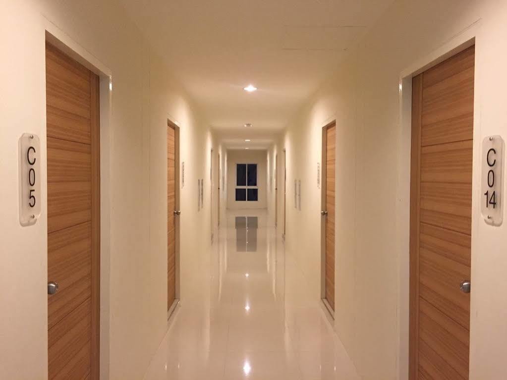 Oyo 306 Paradise Park Laemchabang Si Racha Extérieur photo